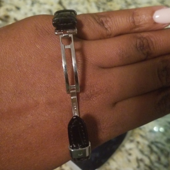 Women's Bulova watch - Picture 5 of 7